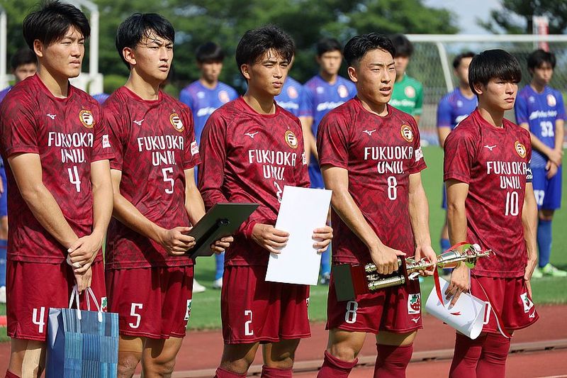 大学3年でj1福岡内定もケガでもどかしい8カ月 天性のストライカー が全日本大学トーナメントで完全復活へ 西日本スポーツ